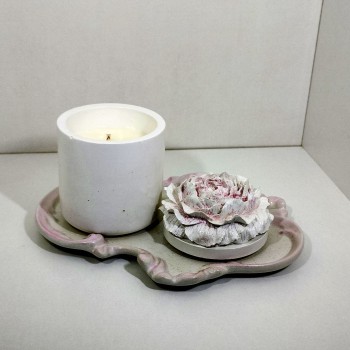 Juego vela peonía aroma manzana y canela más bandeja vintage
