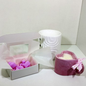 Pack San Valentín,  vela corazón, wax melt y quemador