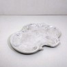 Bandeja vintage blanca con incrustaciones plata