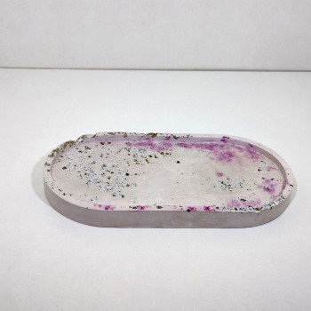 Bandeja rosa con pan de oro